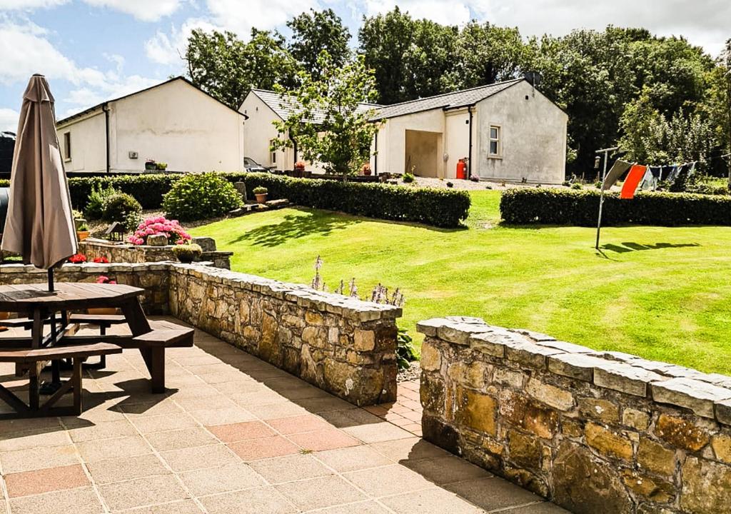 Moat Holiday Rental room 2